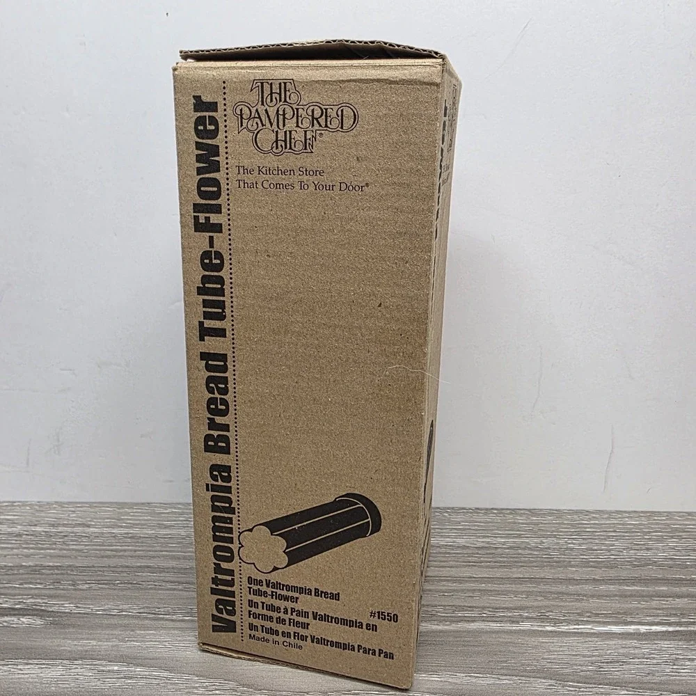 NEW! The Pampered Chef Valtrompia Bread Tube Flower #1550 Makes Beautiful Bread!